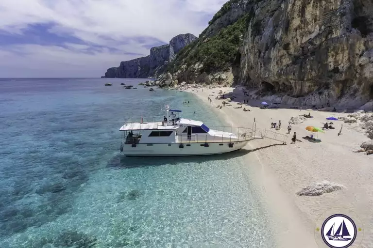 hotel santa maria navarrese ogliastra sardegna attivita gite barca mariner